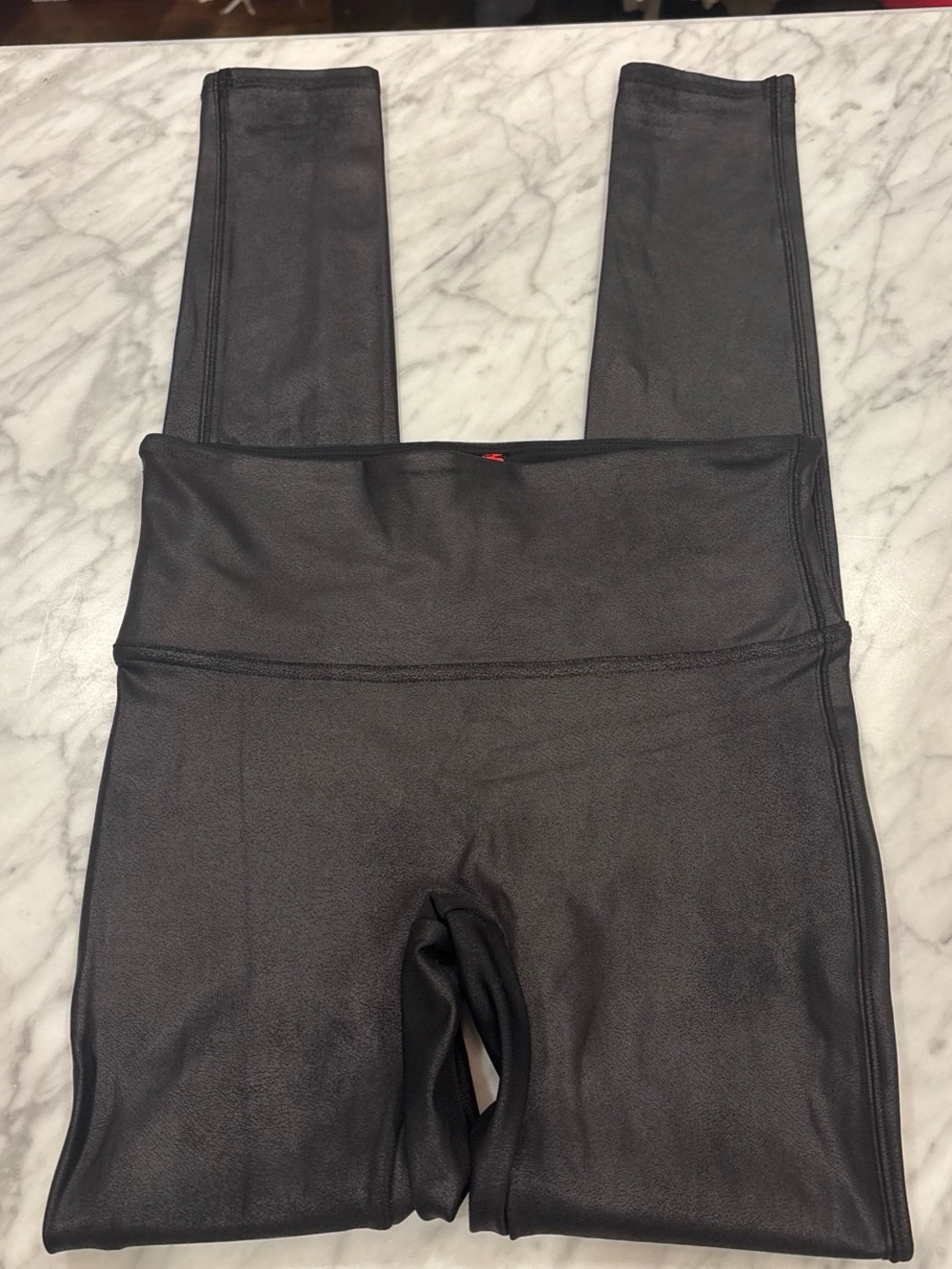 SPANX LEGGINGS - Picture 2 of 6